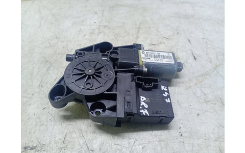 Motoras geam dreapta fata 807301111r Renault Fluence 1 (2009 - 2013) - imagine 2
