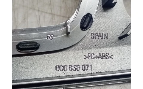 Ornament bord 6C0858071 Volkswagen Polo 5 (6R) (2009 - 2015) - imagine 4