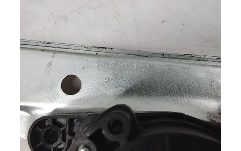 Macara geam stanga fata c42829-102 Renault Megane 4 (2016 - 2020) - imagine 3