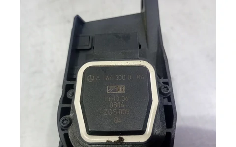 Pedala acceleratie a1643000104 Mercedes Benz R-Class W251 (2005 - 2010) - imagine 4