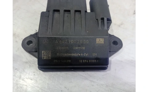 Releu bujii incandescente a6429002800 Mercedes Benz R-Class W251 (2005 - 2010) - imagine 4