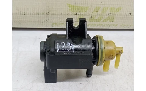 Electrovalva vacuum 1K09066273 Volkswagen Passat B6 (2005 - 2010) - imagine 2