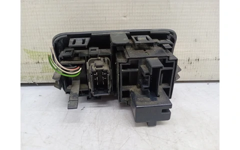 Panou butoane 8200079020 ( Renault Megane 2 (facelift) (2006 - 2012) - imagine 2