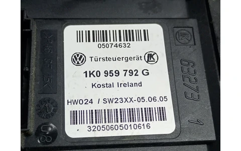 Motoras geam dreapta fata 1T0959702B Skoda Octavia 2 (2004 - 2008) - imagine 3