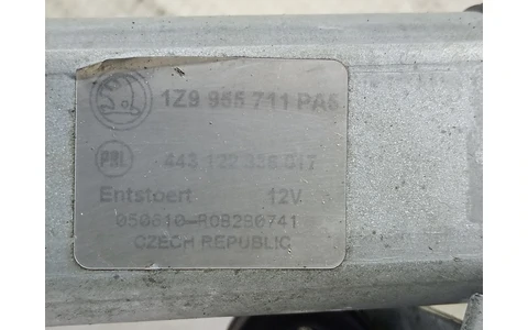Motoras stergator haion 1Z9955711 Skoda Octavia 2 (2004 - 2008) - imagine 3