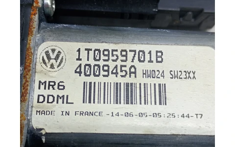 Motoras geam stanga fata 1T0959701B Skoda Octavia 2 (2004 - 2008) - imagine 4