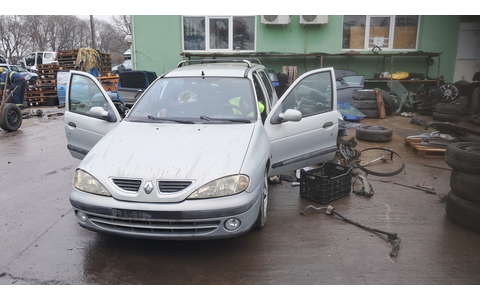 Renault Megane 1 (facelift) (1999 - 2003) - imagine 1