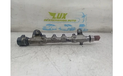 Rampa injectoare 03l089n Volkswagen Passat B7 (2010 - 2015) - imagine 2