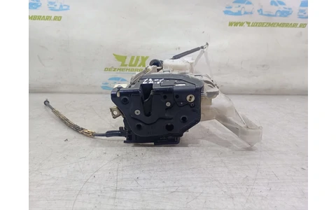 Broasca dreapta fata 3c1837016a Volkswagen Passat B7 (2010 - 2015) - imagine 2