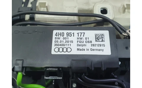 Plafoniera Audi A8 D4/4H (facelift) (2013 - 2018) - imagine 4