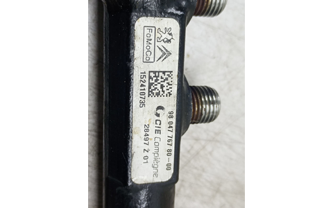 Rampa injectoare 9804776780 Ford Focus 3 (2011 - 2015) - imagine 4
