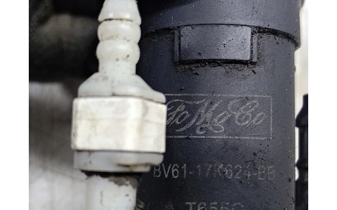 Pompa vas lichid parbriz BV61-17K624-BB Ford Focus 3 (2011 - 2015) - imagine 4