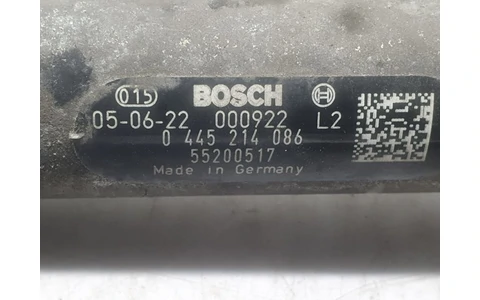 Rampa injectoare 55200517 Opel Astra H (2004 - 2007) - imagine 3
