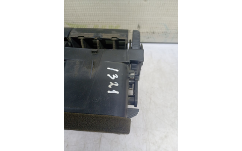 Grila ventilatie bord 90560344 Opel Astra G (1998 - 2009) - imagine 3