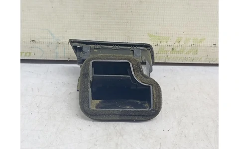 Grila ventilatie bord 3C1819701E Volkswagen Passat B6 (2005 - 2010) - imagine 2
