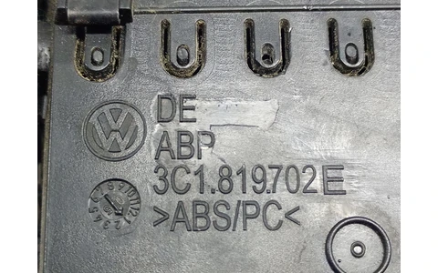 Grila ventilatie bord 3C1819702E Volkswagen Passat B6 (2005 - 2010) - imagine 3