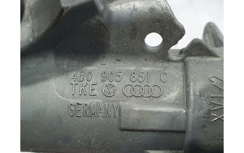 Contact cu cheie 4b0905851c Seat Ibiza 4 (6J) (2008 - 2012) - imagine 4