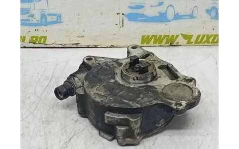 Pompa vacuum 03L145100 Volkswagen Passat B7 (2010 - 2015) - imagine 2