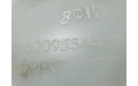 Vas lichid parbriz 6q0955453 Skoda Fabia 6Y (1999 - 2004) - imagine 2