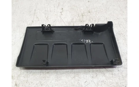Capac protectie motor 55561431 Opel Astra J (2009 - 2012) - imagine 2