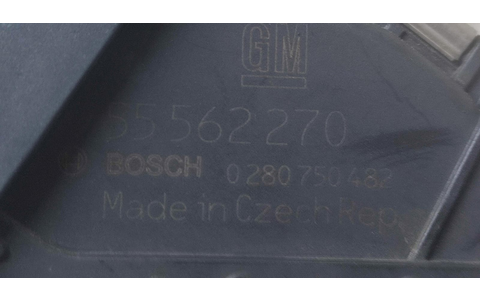 Clapeta acceleratie 55562270 Opel Astra J (2009 - 2012) - imagine 3