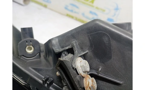 Far dreapta es73-13d154-ae Ford Mondeo MK5 (2014 - 2020) - imagine 5