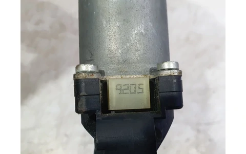 Motoras geam stanga spate 8e1959801h Audi A4 B7 (2004 - 2008) - imagine 2