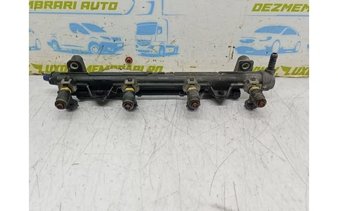 Rampa injectoare 036133320D Volkswagen Polo 4 (9N) (2001 - 2005) - imagine 3