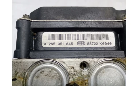 Pompa ABS 0265951045 Skoda Fabia 5J (2007 - 2010) - imagine 4