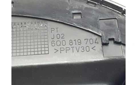 Grila ventilatie bord 6q0819704 Volkswagen Polo 4 (9N) (2001 - 2005) - imagine 3