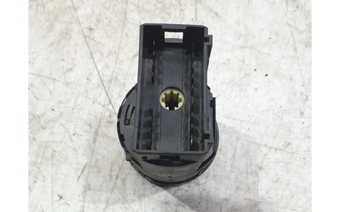 Bloc lumini 6q0941531b Volkswagen Polo 4 (9N) (2001 - 2005) - imagine 2