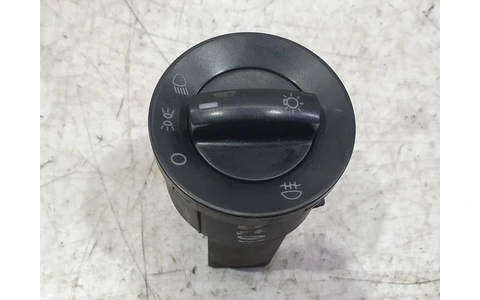 Bloc lumini 6q0941531b Volkswagen Polo 4 (9N) (2001 - 2005) - imagine 1