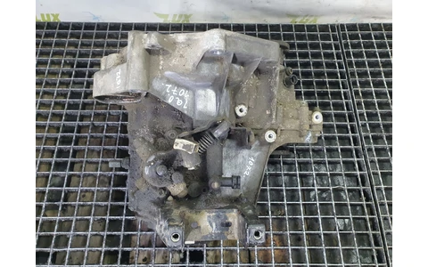 Cutie de viteze manuala 5 trepte 02T301103m Volkswagen Polo 4 (9N) (2001 - 2005) - imagine 6