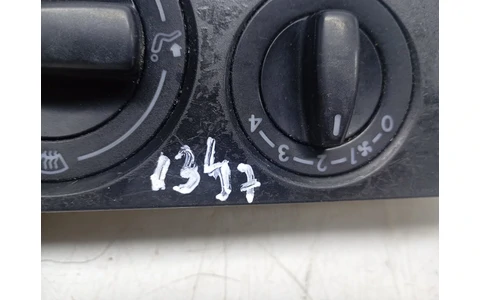 Panou clima ac Volkswagen Golf 4 (1997 - 2006) - imagine 3
