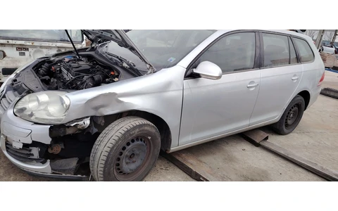 Volkswagen Golf 5 (2003 - 2009) - imagine 3
