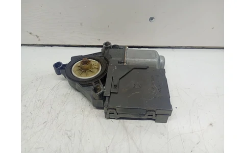 Motoras geam stanga fata 1K0959702E Volkswagen Golf 5 (2003 - 2009) - imagine 2