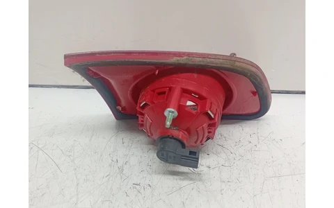 Stop dreapta haion 3C9945094 Volkswagen Passat B6 (2005 - 2010) - imagine 2