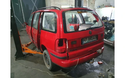 Volkswagen Sharan 1 (facelift) (2000 - 2003) - imagine 2