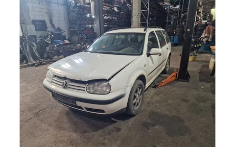 Volkswagen Golf 4 (1997 - 2006) - imagine 5