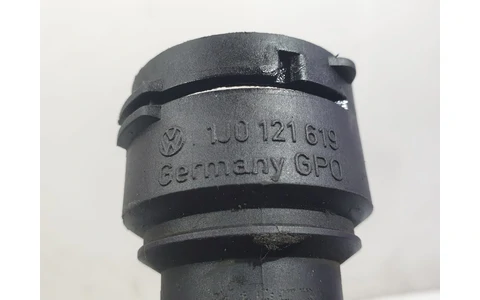 Furtun apa 1J0121619 Volkswagen Golf 4 (1997 - 2006) - imagine 3