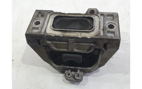 Suport motor 1J0199262 Volkswagen Golf 4 (1997 - 2006) - imagine 3