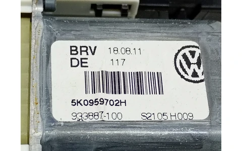 Motoras geam dreapta spate 5K0959702H Volkswagen Golf 6 (2008 - 2015) - imagine 3