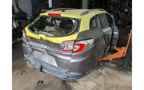 Renault Megane 3 (2008 - 2014) - imagine 2
