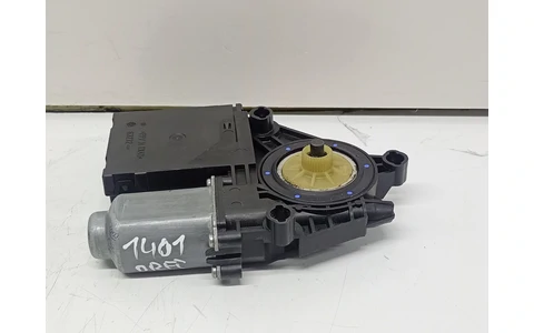Motoras geam dreapta fata 5K0959702C Volkswagen Golf 6 (2008 - 2015) - imagine 2