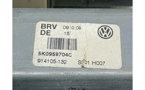 Motoras geam dreapta spate 5k0959704C Volkswagen Golf 6 (2008 - 2015) - imagine 4