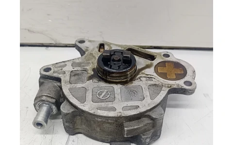 Pompa vacuum 03L145100 Volkswagen Golf 6 (2008 - 2015) - imagine 2