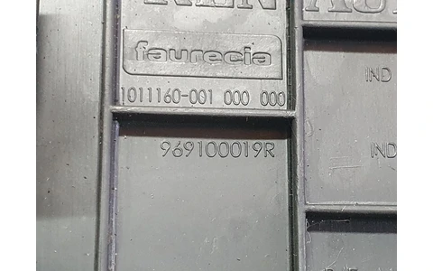 Consola centrala 969100019r Renault Megane 3 (2008 - 2014) - imagine 3