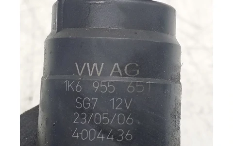 Pompa vas lichid parbriz 1k6955651 Volkswagen Golf 5 (2003 - 2009) - imagine 3