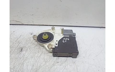 Motoras geam dreapta fata 1k0559702N Volkswagen Golf 5 (2003 - 2009) - imagine 2