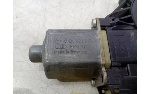 Motoras geam dreapta fata 0130822619 Ford Fiesta 6 (facelift) (2013 - 2020) - imagine 3